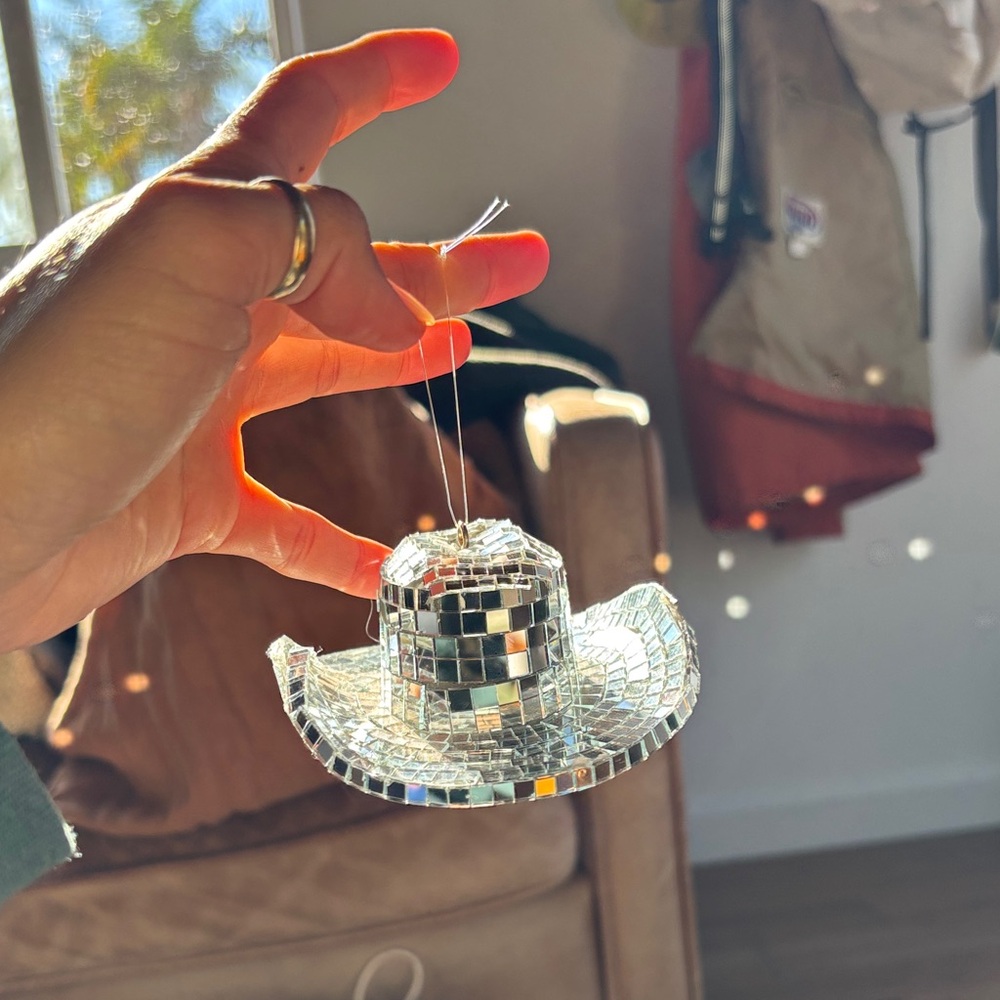 Disco cowboy hat ornament 🤠